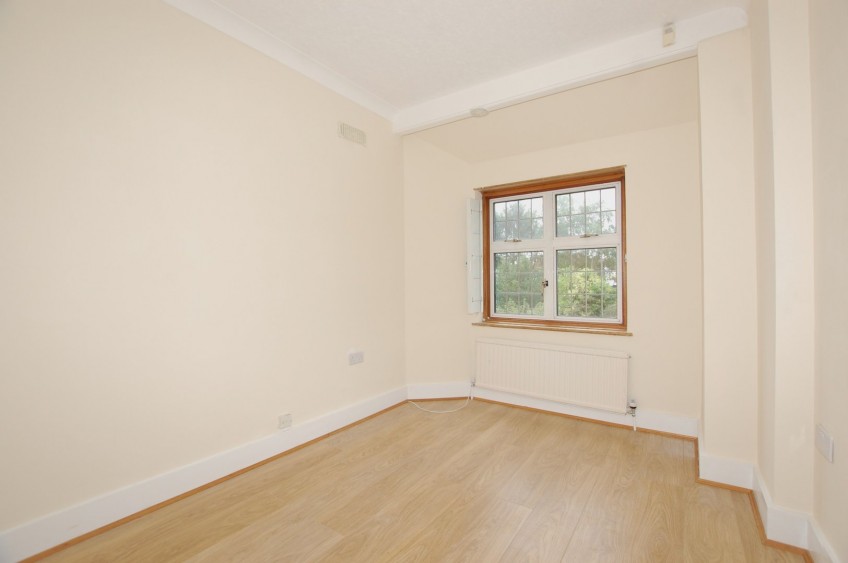 Images for Court Farm Road, LONDON EAID:1417578892 BID:7719601