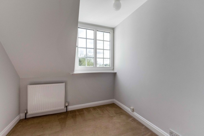 Images for Oakway, Bromley, Kent EAID:1417578892 BID:7719601