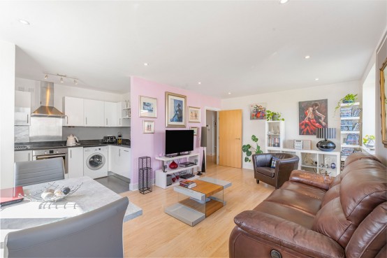 Images for Albemarle Road, 1 Albemarle Road, Beckenham, Kent EAID:1417578892 BID:7719601