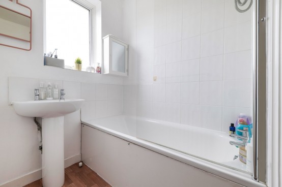 Images for Merlin Grove, Beckenham, Kent EAID:1417578892 BID:7719601
