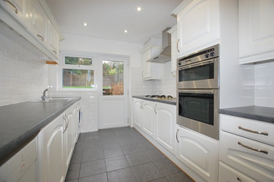Images for Ravensbourne Avenue, BROMLEY, Kent EAID:1417578892 BID:7719601