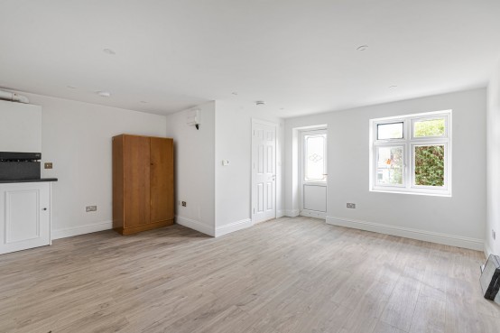 Images for Oak Tree Gardens, Bromley, Kent EAID:1417578892 BID:7719601