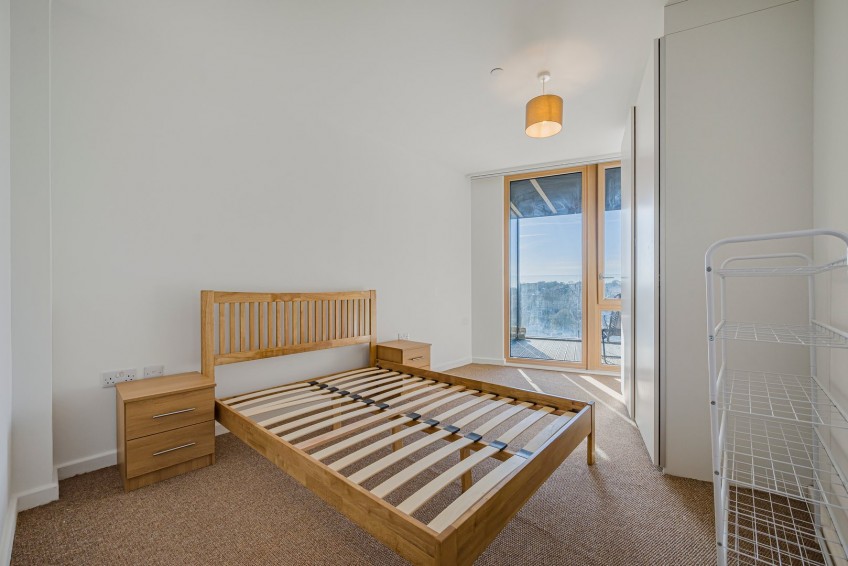 Images for Bromley EAID:1417578892 BID:7719601