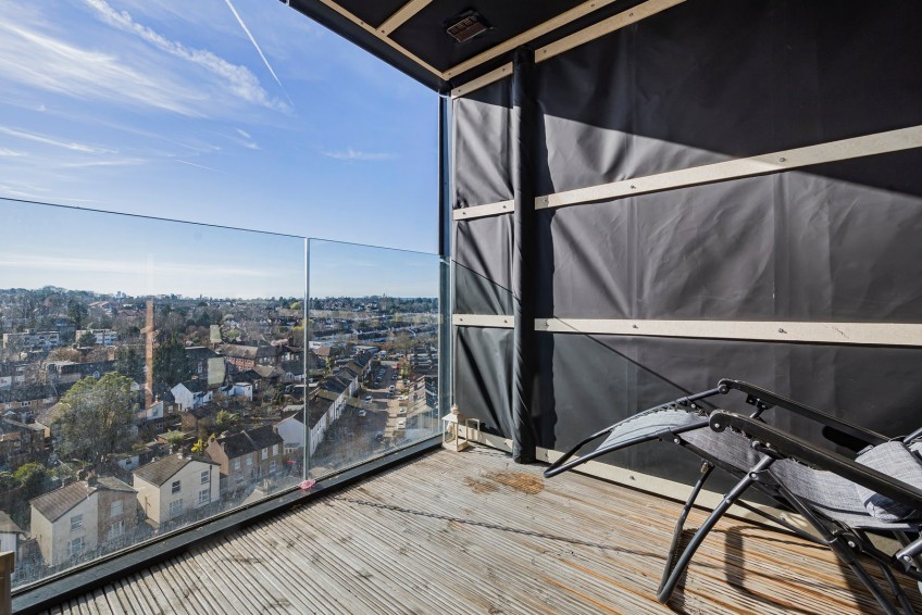 Images for Bromley EAID:1417578892 BID:7719601