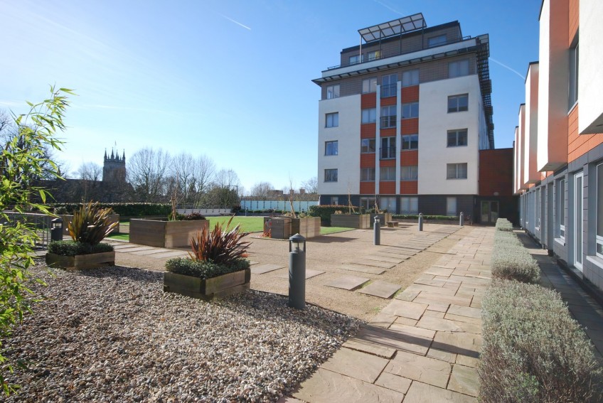 Images for Albemarle Road, Beckenham, Kent EAID:1417578892 BID:7719601