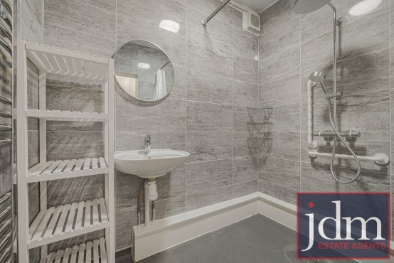 Images for Mays Hill Road, Bromley, Kent EAID:1417578892 BID:7719601