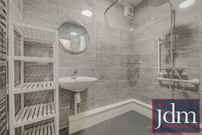 Images for Mays Hill Road, Bromley, Kent EAID:1417578892 BID:7719601