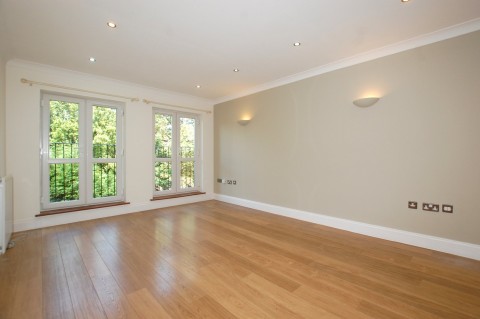 Copers Cope Road, 13 Copers Cope Road, BECKENHAM, Kent - EAID:1417578892, BID:7719601